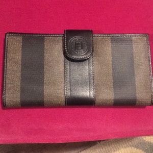 Fendi wallet\purse